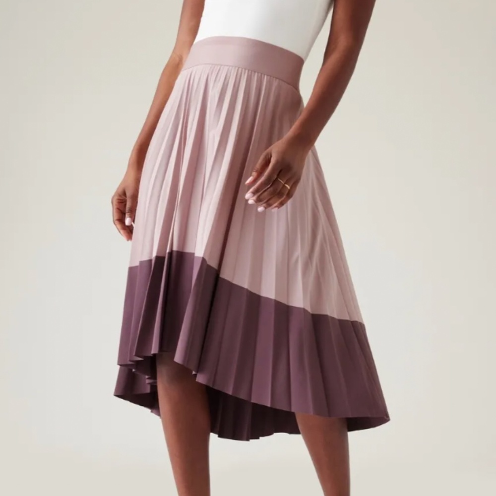 Athlete Swing Forward Pleated Skirt